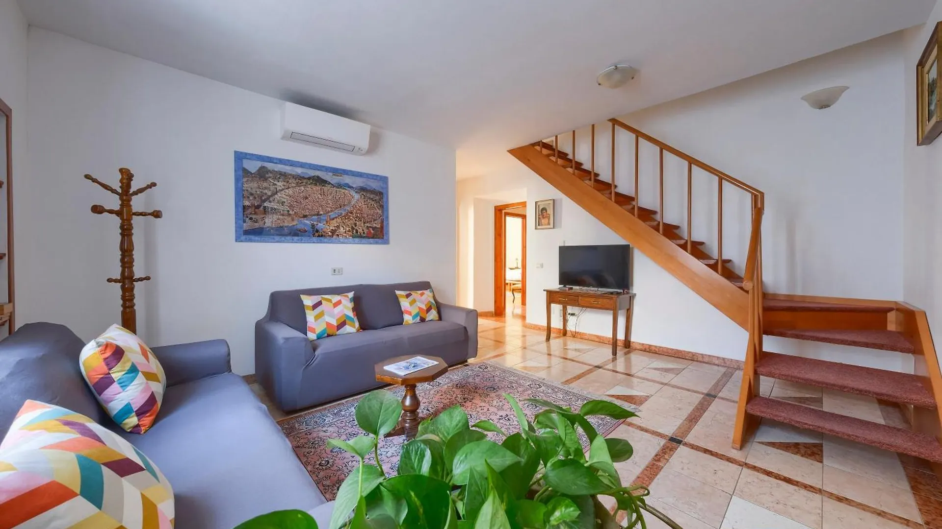 Benci Lalli Apartment Florence